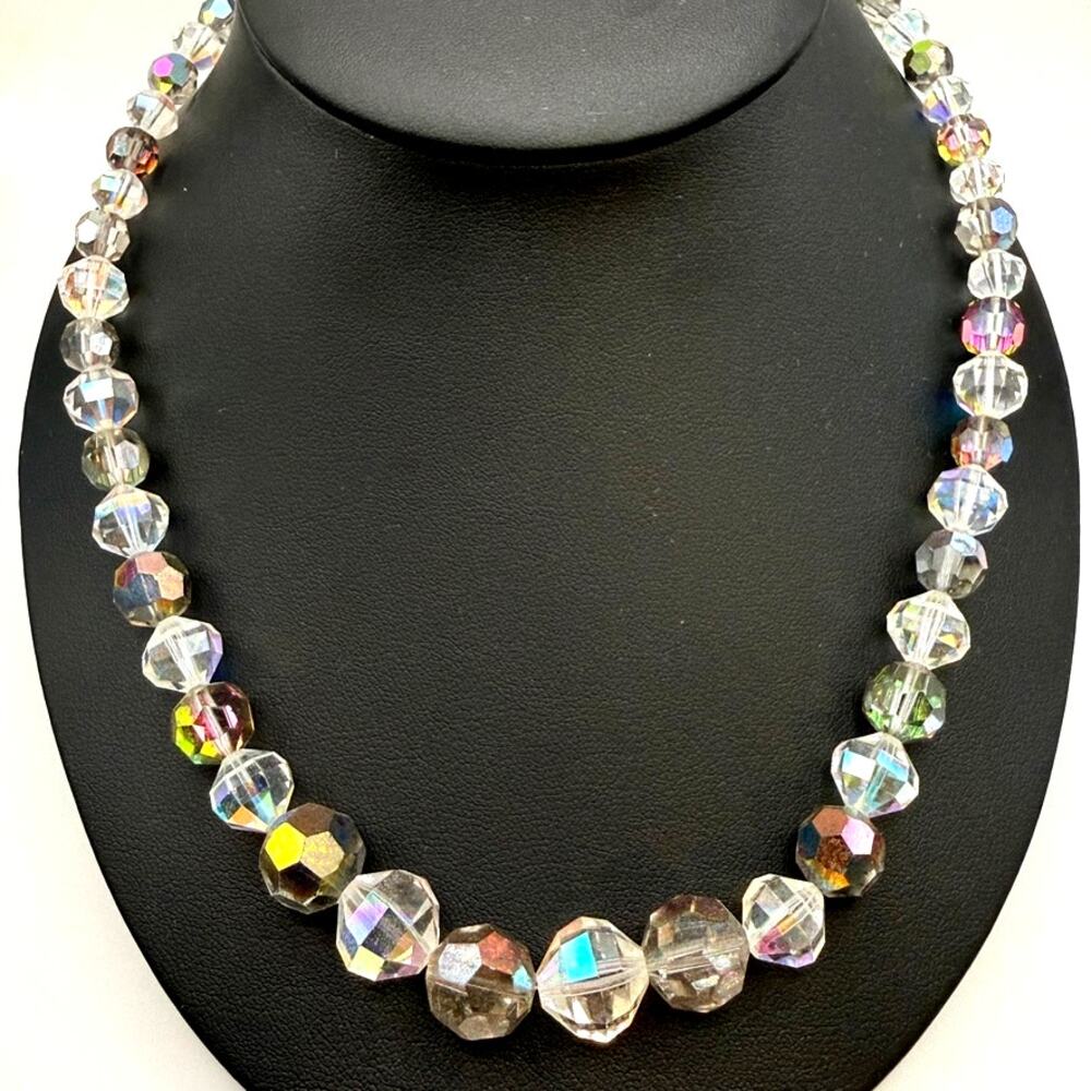 Vintage Aurora Borealis Faceted Crystal Graduated Bead Necklace 19"